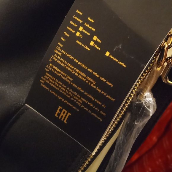 Realer Fashion & Classic Handbag and Shoulder bag, Cross Over bag NWT - Picture 3 of 12